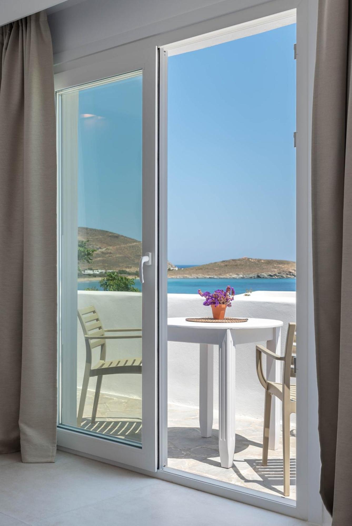 Cavos Lejlighedshotel Agios Sostis  Værelse billede